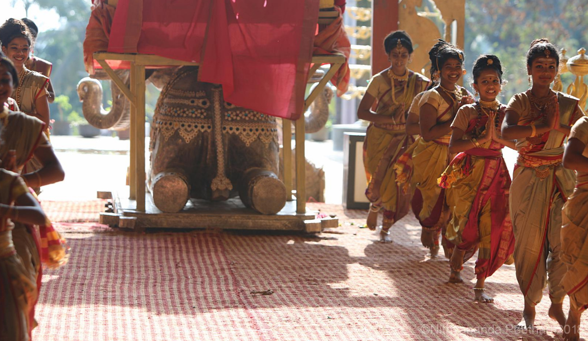 Bālasanyāsis in sacred dance